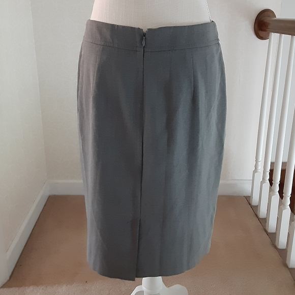 New York & Company Gray Pencil Skirt - Picture 2 of 6
